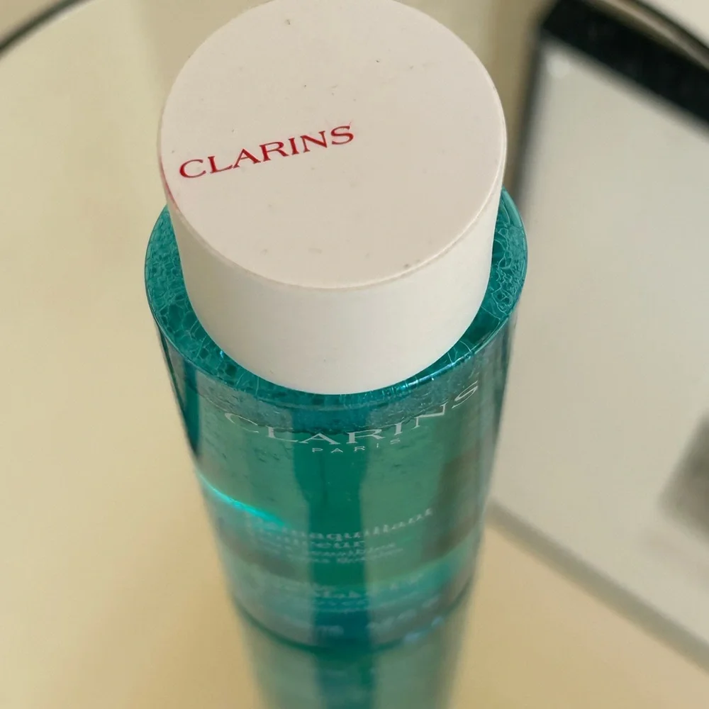 Clarins gentle eye makeup remover for sensitive eyes NEW